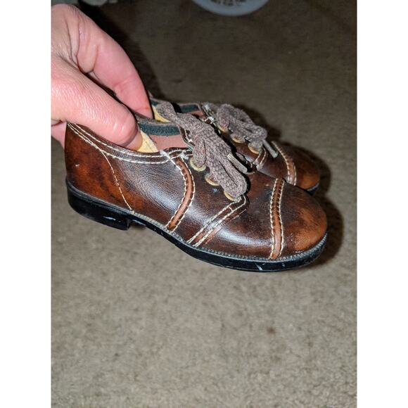 Tiny Tred toddler Boy Sz. 5 Classic Brown Lace Dress Shoe. Adorable - Picture 4 of 9